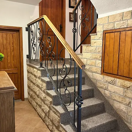 Anteana Vrlika Split Maovice