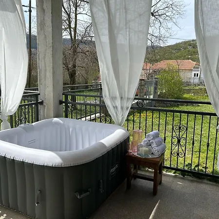 Apartman Anteana Vrlika Split Maovice